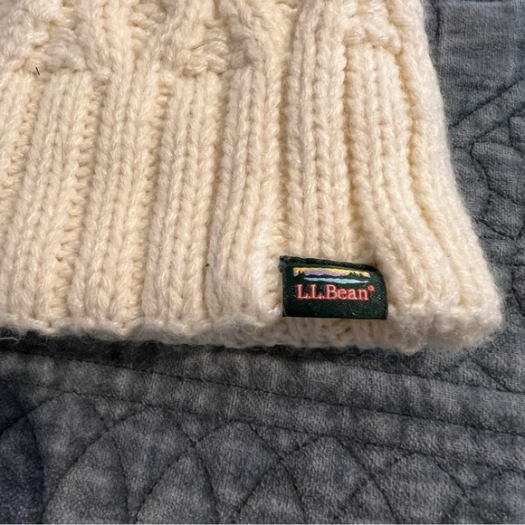 LL Bean Kids’ Cozy Cable Pom Hat. One size. Color ivory. - Picture 3 of 9